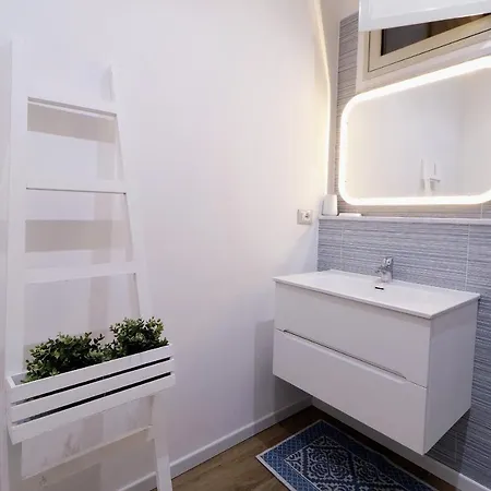 דירה Centrocitta Comfort